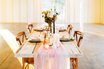 Decoratiuni pentru masa din living Descopera cum sa realizezi un decor placut pentru mesele in familie